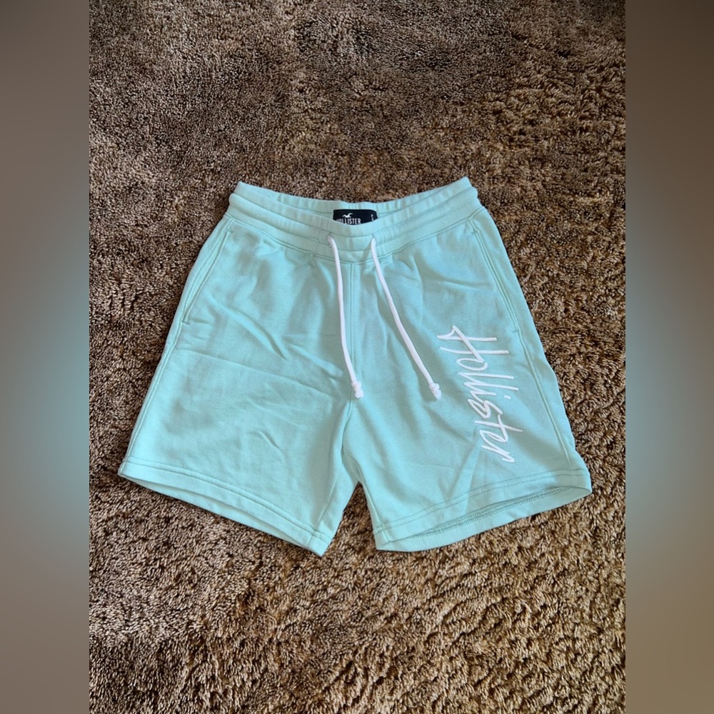 Men’s Hollister 7” Shorts